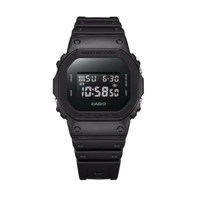 Casio Miesten rannekellot DW-5600UBB-1ER Musta Lasi
