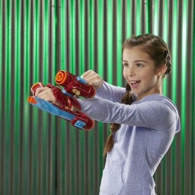 Hasbro Avengers Assembler Gear Iron Man