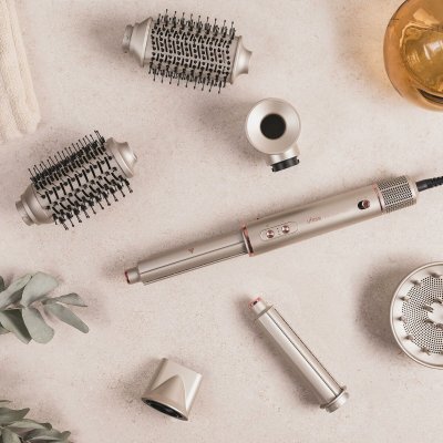 UFESA Kiharrusrauta 60506109 Musta