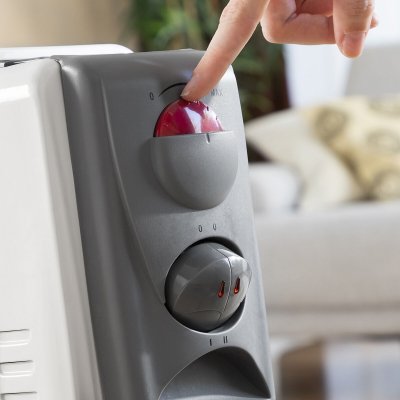 InnovaGoods Öljytäytteinen lämpöpatteri Oileven 2500 W (11-lokeroinen) Valkoinen Metalli