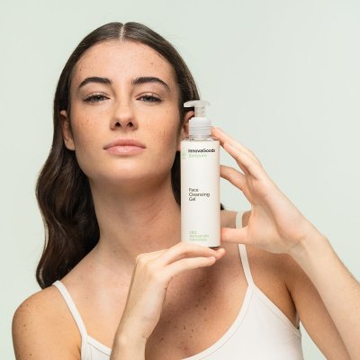 InnovaGoods Kasvojen puhdistusgeeli CBD Zenpure 200 ml